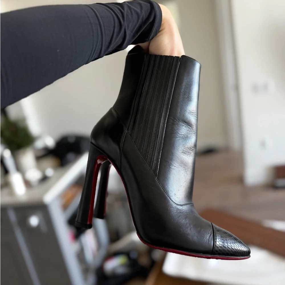 Christian Louboutin Black Heeled Boots with Red Soles - Picture 4 of 13